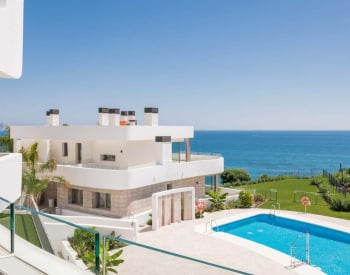Panoramic Sea View Apartment in a Prime Area of Mijas