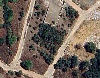 Zonindelad Mark Nära Motorcykelbanan I Fethiye Koruköy 1