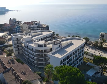 Appartement Résidentiel Près De La Plage Pour Femmes À Kusadasi