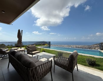 Sea-view Villa with Smart Home System in Alanya