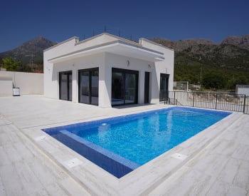 Fristående Villa Med Utsikt Över Bergen Och Havet I Polop Alicante 1