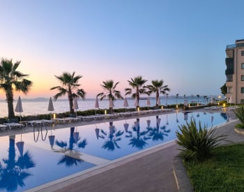 Appartement Dans Un Complexe Avec Piscine Privée À Çiftlikköy 1