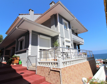 Triplex Villa with Panoramic Sea View in Bursa Gemlik