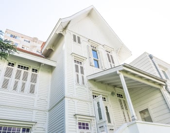 House with Detached Garden Close to Caddebostan Coast in Kadıköy 1