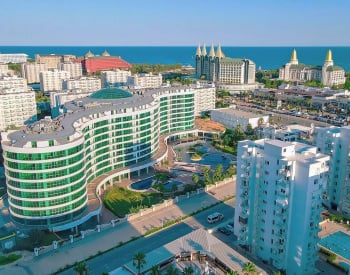 Квартира в Анталии, Кунду, в ЖК Sirius Town с выходом на пляж