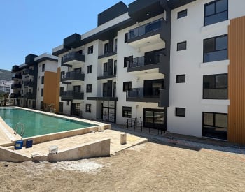 Nowo Wybudowane Apartamenty W Kompleksie Z Basenem W Kuşadası