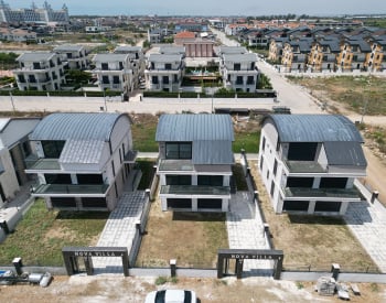 Amplia Villa Independiente Con Jardín En Belek, Antalya