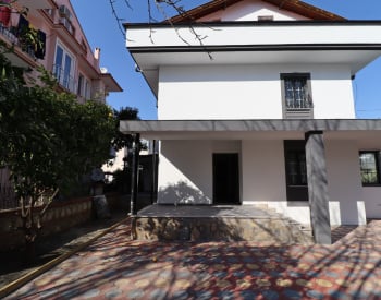 Villa with 5 Bedrooms and Separate Kitchen in Center of Fethiye 1