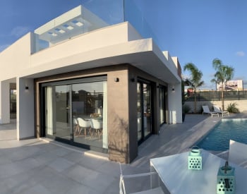 Villa's Voor Een Unieke Prijs In Daya Nueva, Alicante