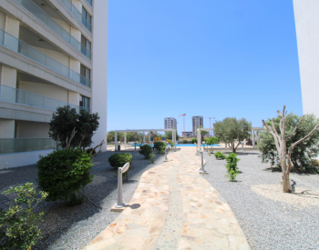 Kuzey Kıbrıs Lefke'de Deniz Manzaralı ve Eşyalı Daireler 1