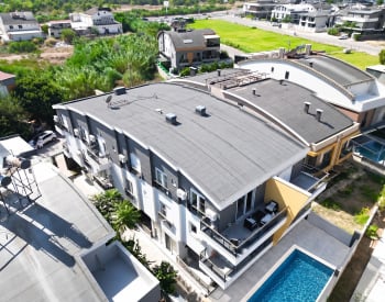 Penthouse De 3 Chambres Près De La Mer À Güzeloba Antalya