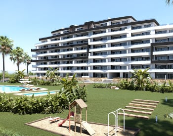 Lägenheter Med Gemensam Trädgård I San Miguel De Salinas
