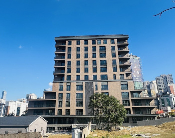 Immobiliers Commerciaux Sur La Rue Principale D'ataşehir Istanbul
