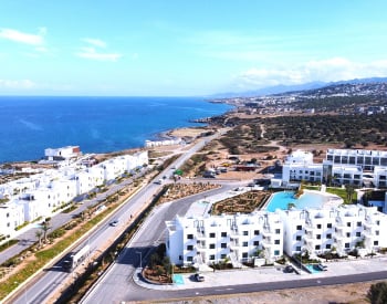 Kuzey Kıbrıs Girne'de Taşınmaya Hazır Satılık Daireler 1