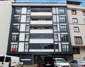 Flats In Instapklaar Gebouw In Eyüpsultan Alibeyköy