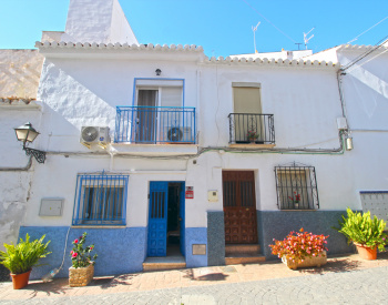 托罗克斯联排别墅，地理位置优越