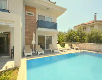 Freistehende 4-schlafzimmer-villa In Strandnähe In Fethiye Akarca 1