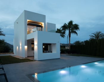 Sophisticated Villas with Cutting-edge Architecture in La Manga Club 1