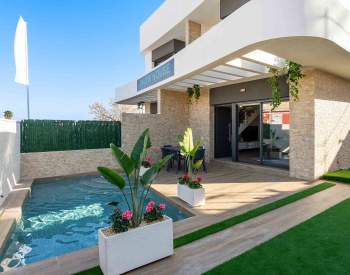 Moderne Huizen Met Zwembaden In Los Montesinos 1