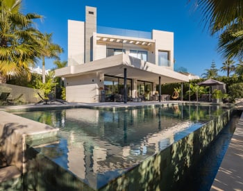 Luxury Villa with Special Features in Marbella Malaga 0