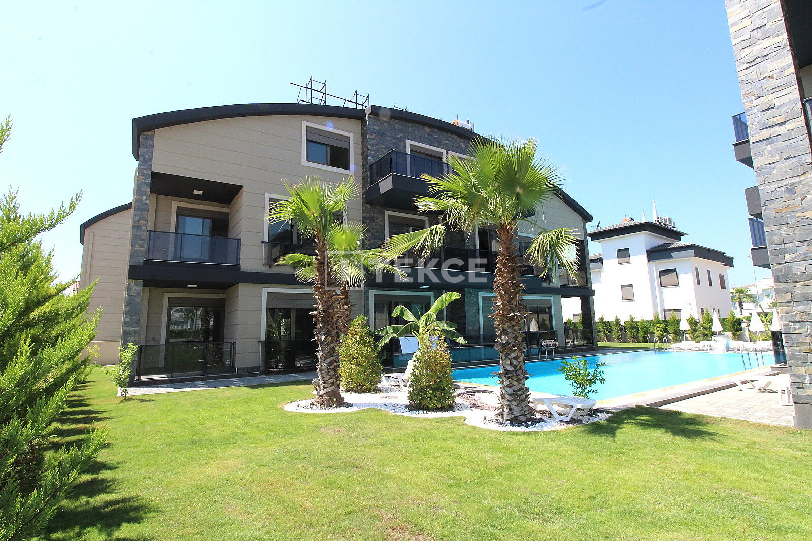 Key-Ready Apartments in Complex with Pool Near the Beach in Belek