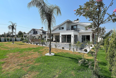 Villas Independientes En Un Complejo Con Piscina En Çalış Fethiye 1