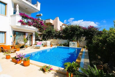 Duplex Sea-view Apartment Near Kaş Center in Antalya 1