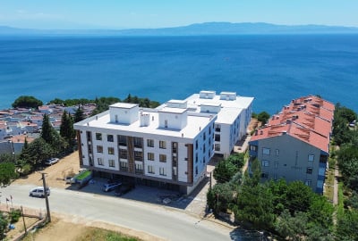 Armutlu'da Eşsiz Deniz ve Şehir Manzaralı Geniş Daireler 1