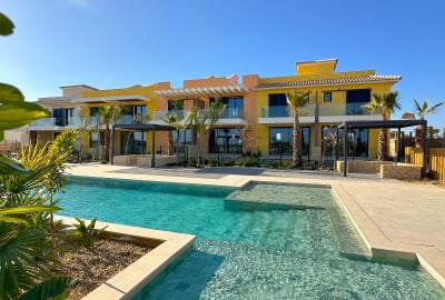 Utsökta Medelhavshus I En Prestigefylld Semesterort I Almeria 1