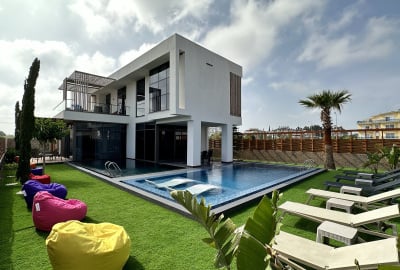 فيلا بمسبح أوزون بالقرب من ملاعب الغولف في قدريّة، أنطاليا 1