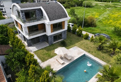 Villa Neuve De 4 Chambres Avec Piscine Et Jardin À Belek, Antalya 1