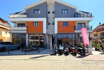 Local Commercial Animé Près De La Mer À Fethiye Çalış 1