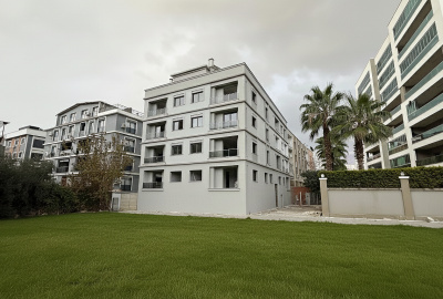 Wohnung Mit Balkon Und Aufzug In Karşıyaka, Izmir 1