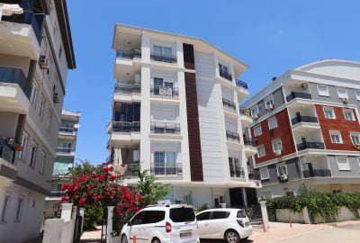 Appartement De 2 Chambres Au Rez-de-chaussée À Antalya Muratpaşa 1