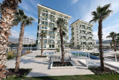 Unique Sea and Pool View Apartment in Demirtaş 1