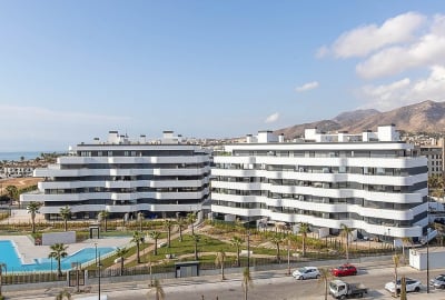 Квартира с большими террасами на берегу моря в Малаге 1