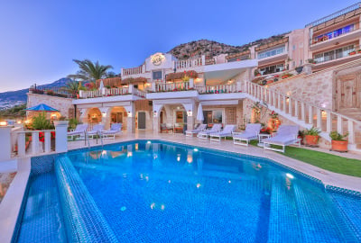 Große Freistehende 5 Schlafzimmer Villa Mit Meerblick In Kalkan, Kaş 1