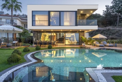 Freistehende Villa Mit Stadt- Und Meerblick In Alanya 1