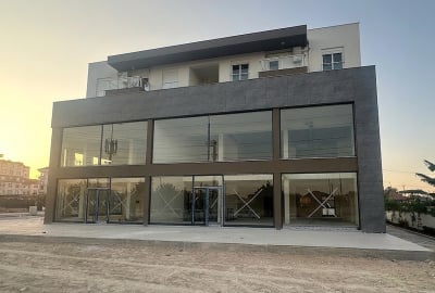 محل للبيع على شارع الرئيسي في موقع حيوي في كيبيز، أنطاليا 1