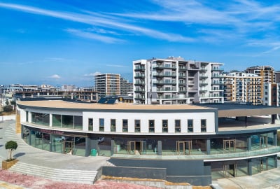 Immobilier Commercial Près D’une Route Principale À Antalya Aksu 1