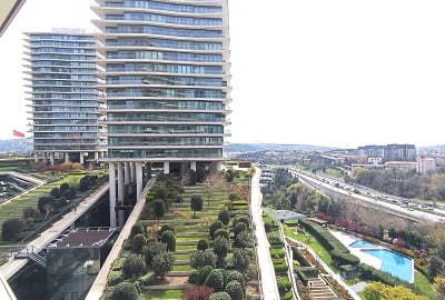 Меблированная квартира с 6 спальнями в проекте в Бешикташе 1