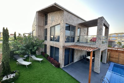 فيلا مكونة من 3 غرف نوم مع مسبح وحديقة في قدريّة، أنطاليا 1