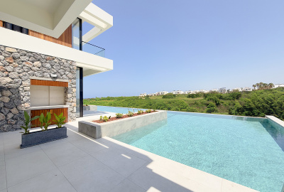 Виллы в комплексе у моря в Гирне на Северном Кипре 1