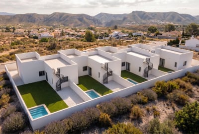 Modern 3-bedroom Townhouses with Pools in Mazarrón 1