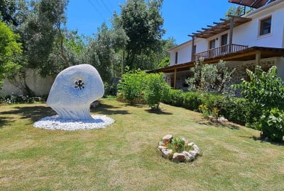 Fethiye Kayaköy’ün En Değerli Parselinde Yatırımlık Çiftlik Evi 1