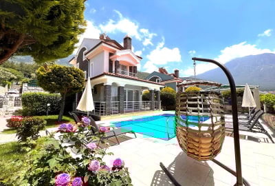 Вилла с бассейном рядом с пляжем Олюдениз в Фетхие, Оваджик 1