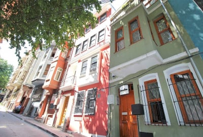 Fatih Balat'ta Sahile 250 Metre Mesafede Yenilenmiş Bina 2