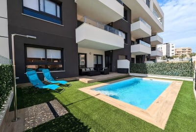 Wohnung In Einer Anlage Mit Pool Nahe Des Golfplatzes Von Villamartin 1