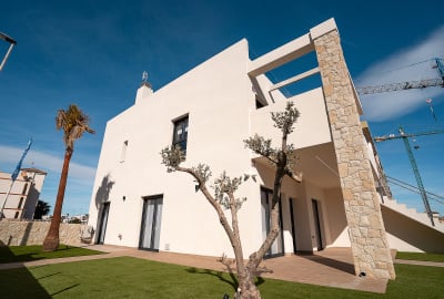 Elegant Apartments Close to Amenities in Pilar De La Horadada 2