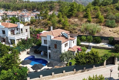 Villa Independiente Con Piscina Cerca De Servicios En Fethiye Foça 1